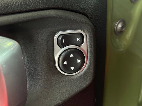 Used 2020 Jeep Wrangler Unlimited Rubicon AWD/4WD image 28