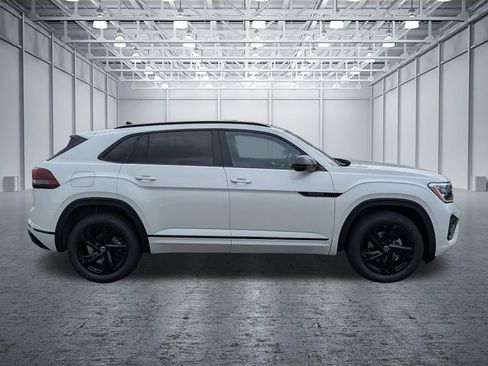 New 2026 Volkswagen Atlas Cross Sport SEL R-Line AWD/4WD image 6