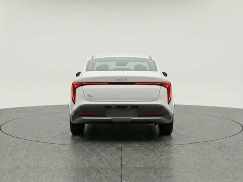 Used 2025 Kia K4 LXS image 7