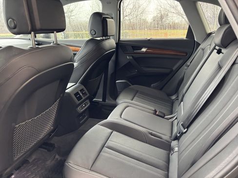 Used 2023 Audi Q5 2.0T Prestige w/ Prestige Package image 33