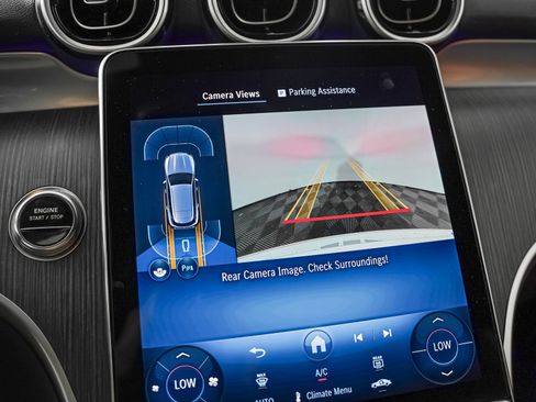 Certified 2025 Mercedes-Benz GLC 350e 4MATIC image 22