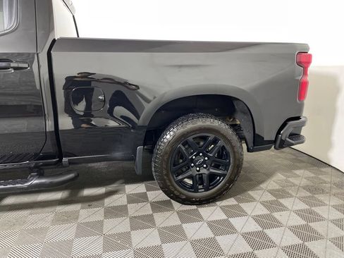 Used 2024 Chevrolet Silverado 1500 RST w/ Z71 Off-Road Package AWD/4WD image 5