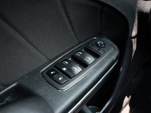 Used 2023 Dodge Charger SXT RWD image 21