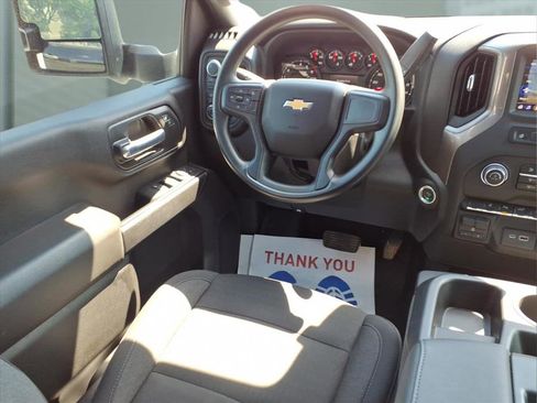 Used 2025 Chevrolet Silverado 2500 Custom w/ Custom Value Package AWD/4WD image 19