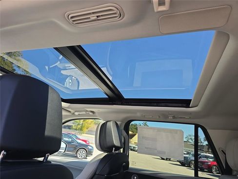 New 2026 Lincoln Navigator L Reserve AWD/4WD image 29