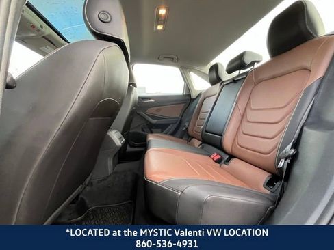 Certified 2025 Volkswagen Jetta SEL image 17