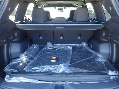 New 2026 Subaru Forester Premium AWD/4WD image 8