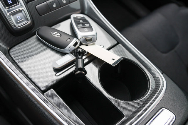 Used 2022 Hyundai Santa Fe SEL w/ Convenience Package FWD image 20