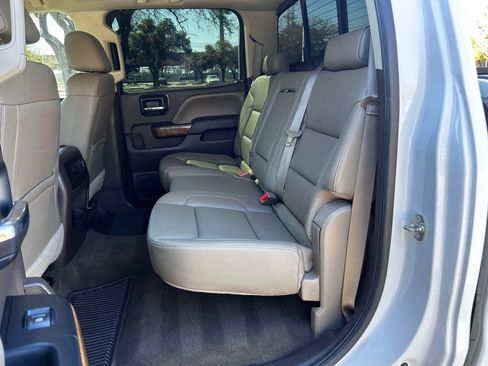 Used 2016 GMC Sierra 1500 SLT w/ Enhanced Driver Alert Package image 14