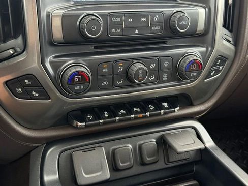 Used 2018 Chevrolet Silverado 2500 LTZ w/ Duramax Plus Package AWD/4WD image 18