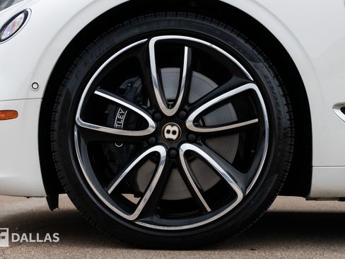 Used 2020 Bentley Continental GT First Edition image 8