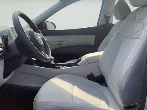 Used 2026 Hyundai Tucson SE FWD image 13