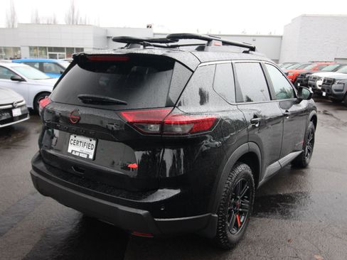 Certified 2025 Nissan Rogue SV AWD/4WD image 3