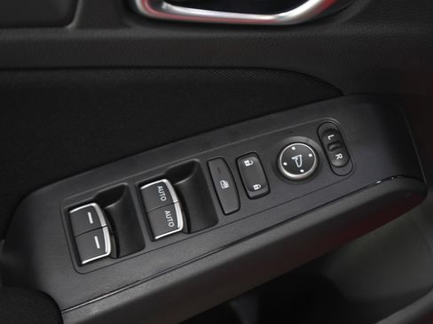 Used 2025 Honda Civic Sport image 21