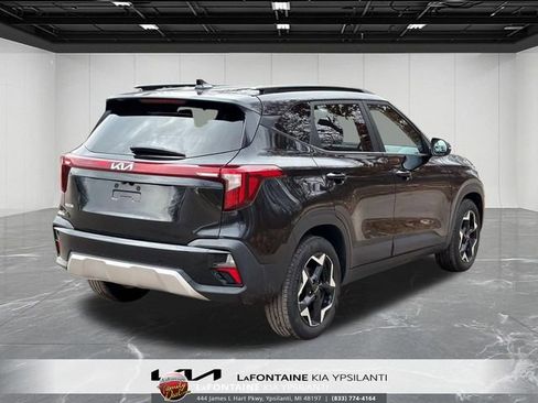 Used 2025 Kia Seltos S image 8