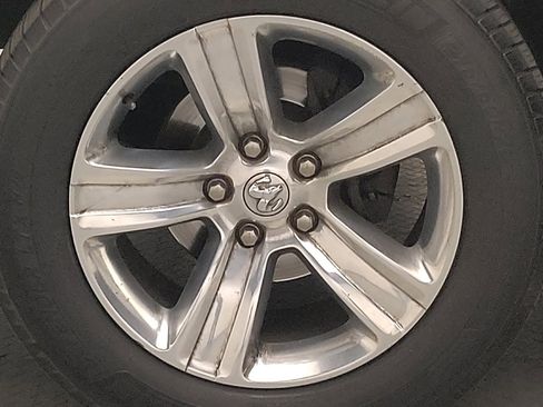 Used 2017 RAM 1500 Sport image 31