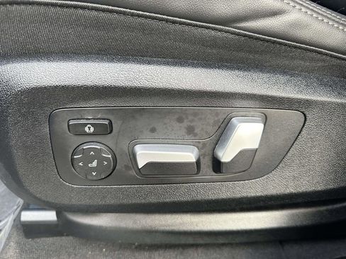 Used 2026 BMW X5 xDrive40i AWD/4WD image 19