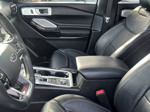 Used 2021 Ford Explorer ST w/ Equipment Group 401A image 24