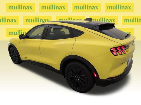 Used 2025 Ford Mustang Mach-E Premium w/ Sport Appearance Package AWD/4WD image 9