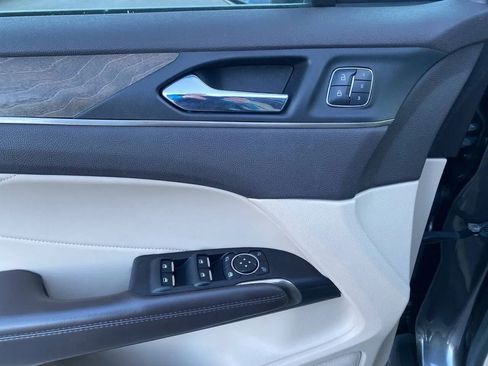 Used 2017 Lincoln MKC Reserve w/ Lincoln MKC Climate Package image 12