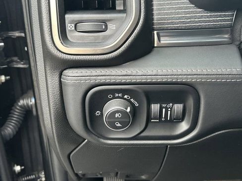 Used 2021 RAM 3500 Limited image 31