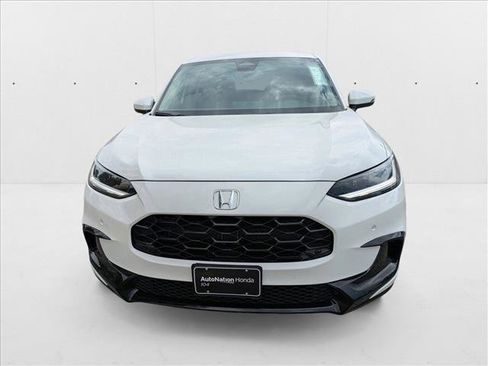 New 2026 Honda HR-V EX-L image 2