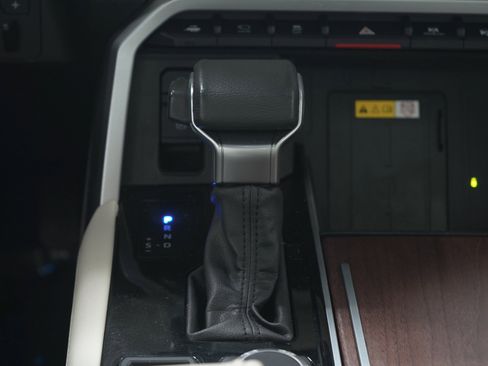 Used 2022 Toyota Tundra Capstone image 20