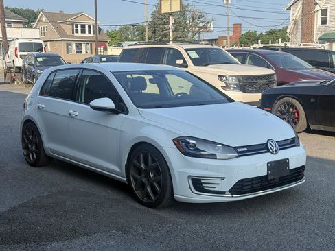 Used 2019 Volkswagen e-Golf SEL Premium FWD image 4