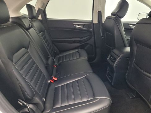 Used 2024 Ford Edge SEL image 19