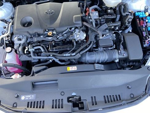 Used 2025 Toyota Camry SE FWD image 27