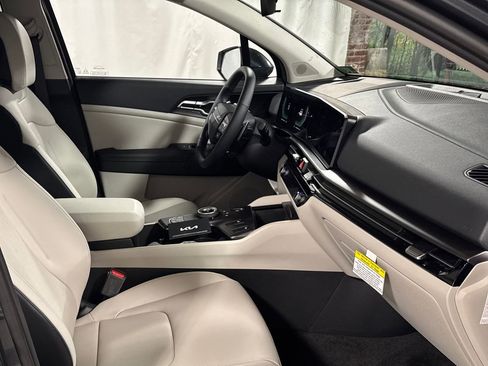 New 2026 Kia Sportage EX image 26