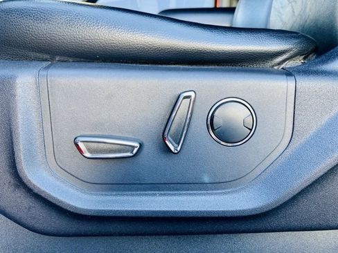 Used 2015 Ford F150 Lariat w/ Equipment Group 502A Luxury image 13