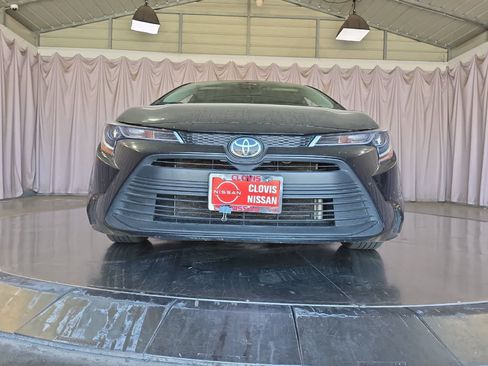 Used 2024 Toyota Corolla LE FWD image 11
