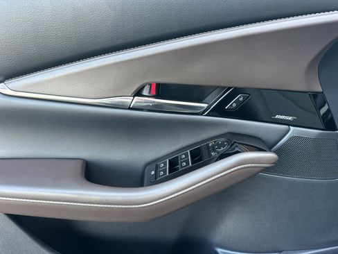 Certified 2025 MAZDA CX-30 AWD 2.5 S w/ Premium Package image 11