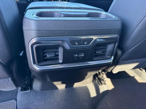 Used 2025 Chevrolet Silverado 2500 High Country w/ High Country Premium Package AWD/4WD image 9