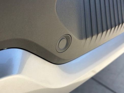 Used 2024 Kia EV9 Light Long Range image 9