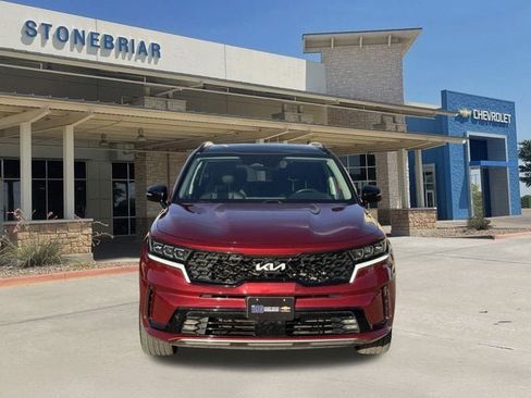 Used 2023 Kia Sorento SX image 9