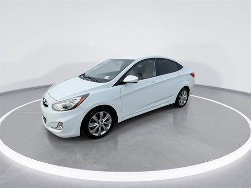 Used 2012 Hyundai Accent GLS w/ Premium Pkg 3 image 6