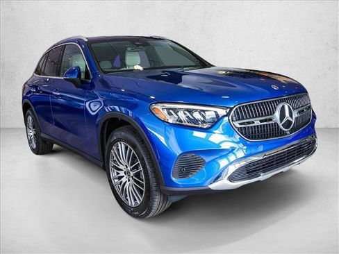 New 2026 Mercedes-Benz GLC 300 4MATIC image 3