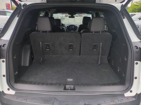 Used 2022 Chevrolet Traverse RS FWD image 33