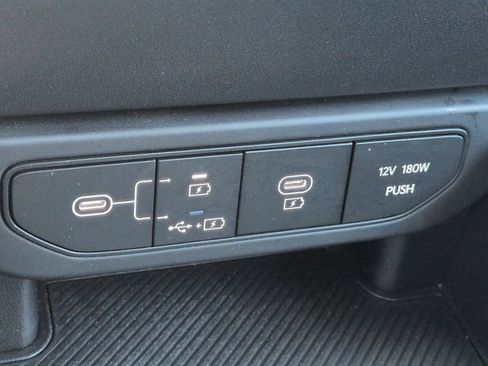 Used 2025 Kia K4 FWD image 21