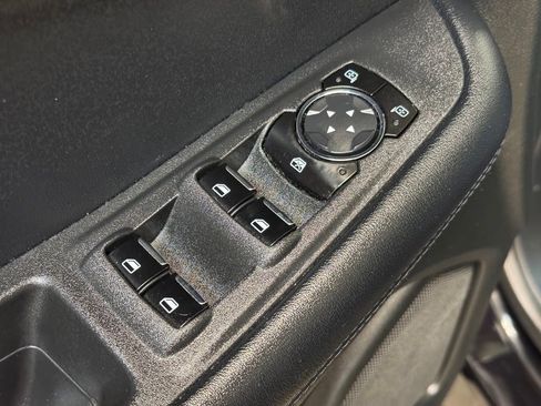 Used 2022 Ford Edge SEL AWD/4WD image 10