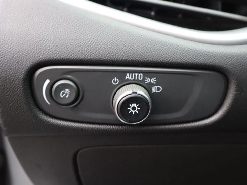 Used 2024 Chevrolet Malibu LT FWD image 19
