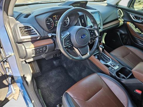 Used 2022 Subaru Forester Touring image 10