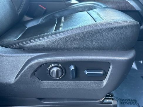 Used 2023 GMC Sierra 3500 Denali w/ Denali Black Diamond Edition image 23