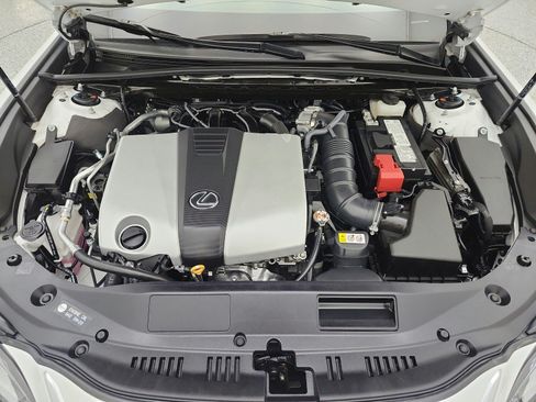 Used 2025 Lexus ES 350 w/ Premium Package FWD image 16