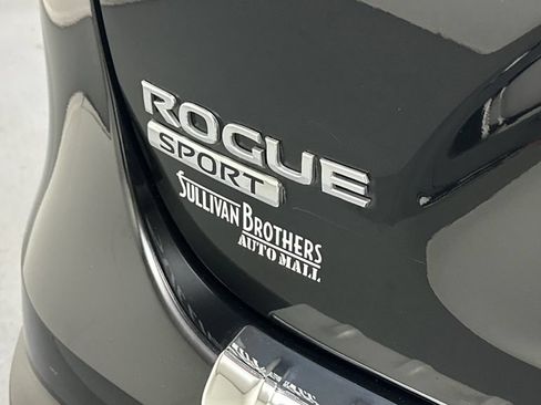 Certified 2022 Nissan Rogue Sport S AWD/4WD image 19