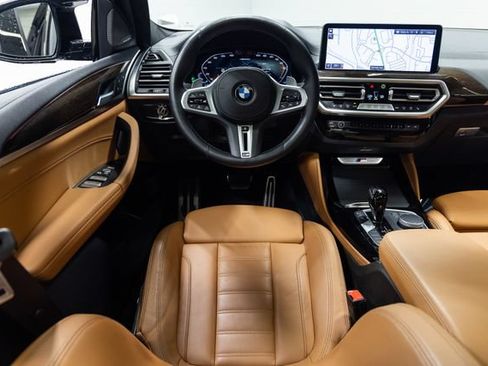 Used 2024 BMW X4 M40i AWD/4WD image 3