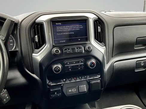 Used 2022 Chevrolet Silverado 2500 LT image 10