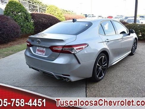 Used 2020 Toyota Camry XSE image 10